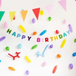 Bokstavsgirlang Happy Birthday i Filt 4 m