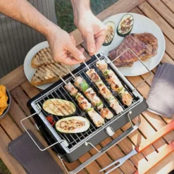Bärbar och Hopfällbar Kolgrill