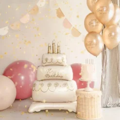 Folieballong Tårta Happy Birthday 70 x 100 cm