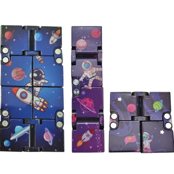 Infinity Cube Astronaut