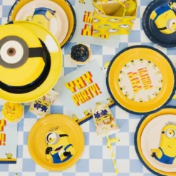 Minions Papperstallrikar 23 cm 6-pack