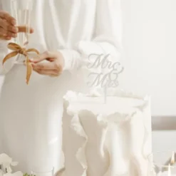 Mr & Mrs Cake Topper Vit